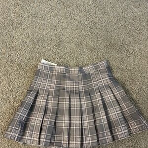 Classic Pleated Grey and light pink Plaid Mini Skirt